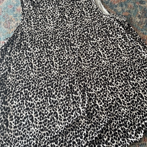 Old Navy Animal Print Tank Top - Picture 4 of 4